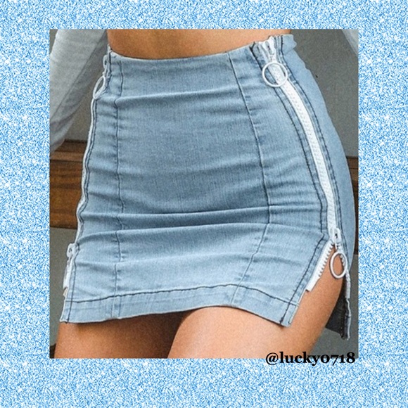 LF Dresses & Skirts - LF Carma LA NWOT Double ZIP Skirt Sz 27 fits 24